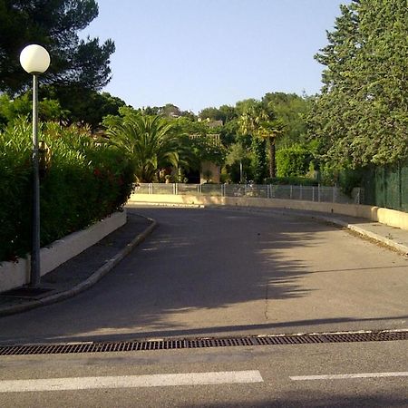 Superb Apartment With Balcony Near The Beach Saint-Raphaël Exterior foto